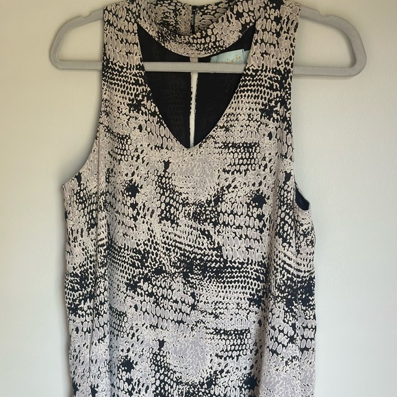 Veronica M. Grey Black Snake Print Sleeveless Choker Collar Cut Out Dress size S - Picture 2 of 6